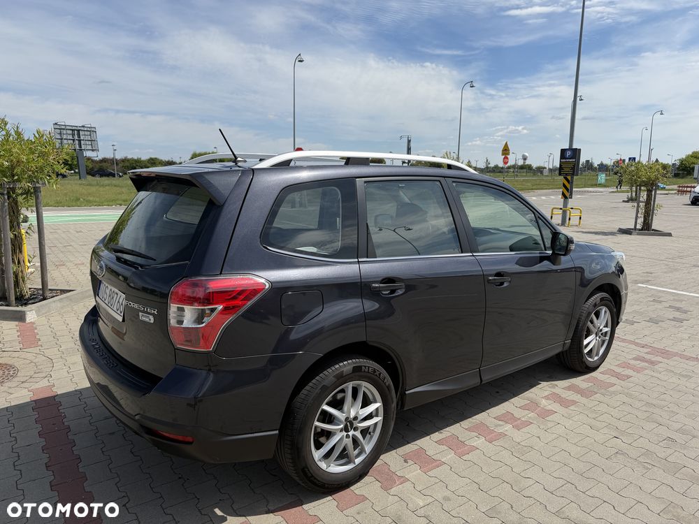 Subaru Forester 2.0D Exclusive - 10