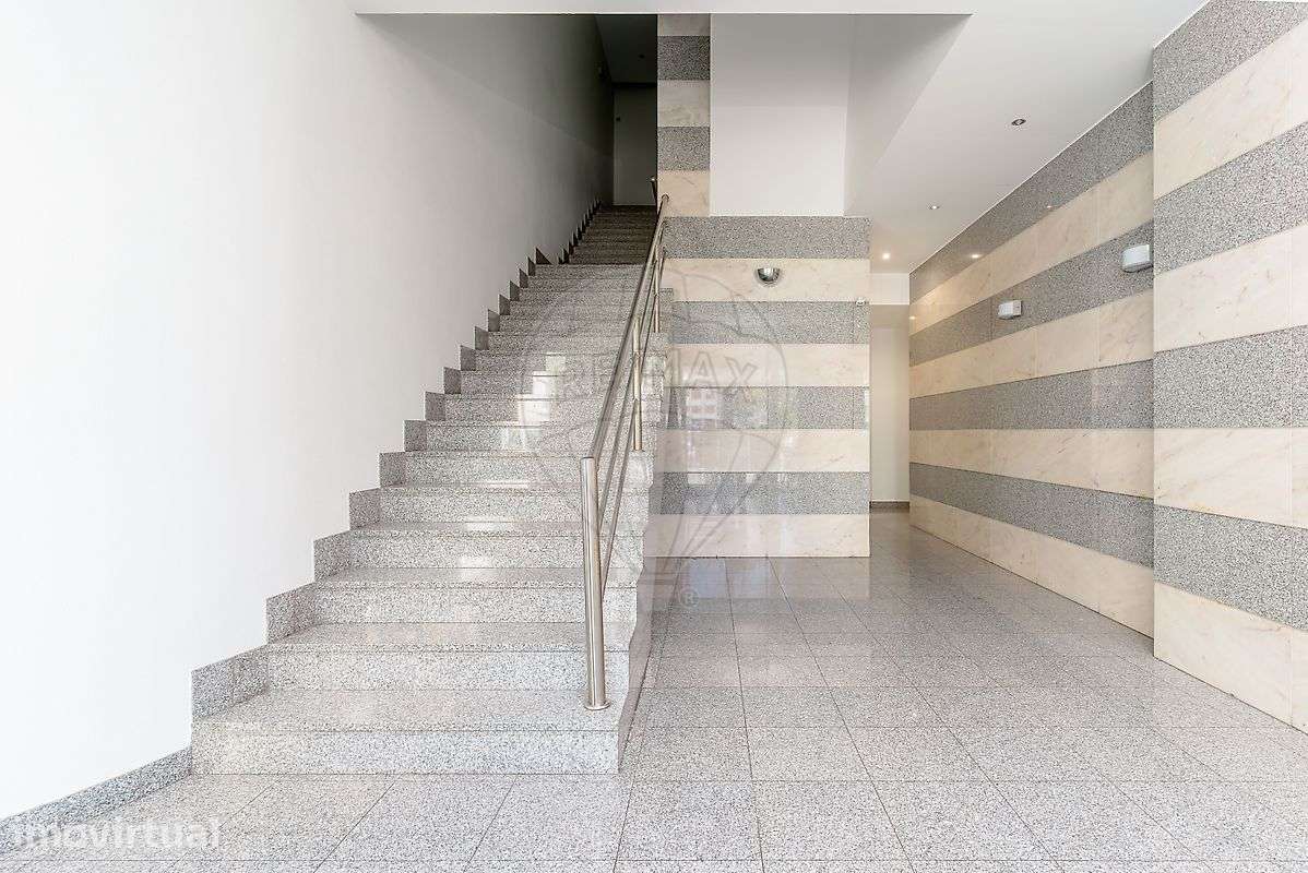 Apartamento T4 para venda - Grande imagem: 3/49