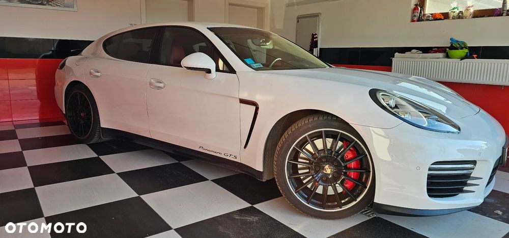 Porsche Panamera - 17