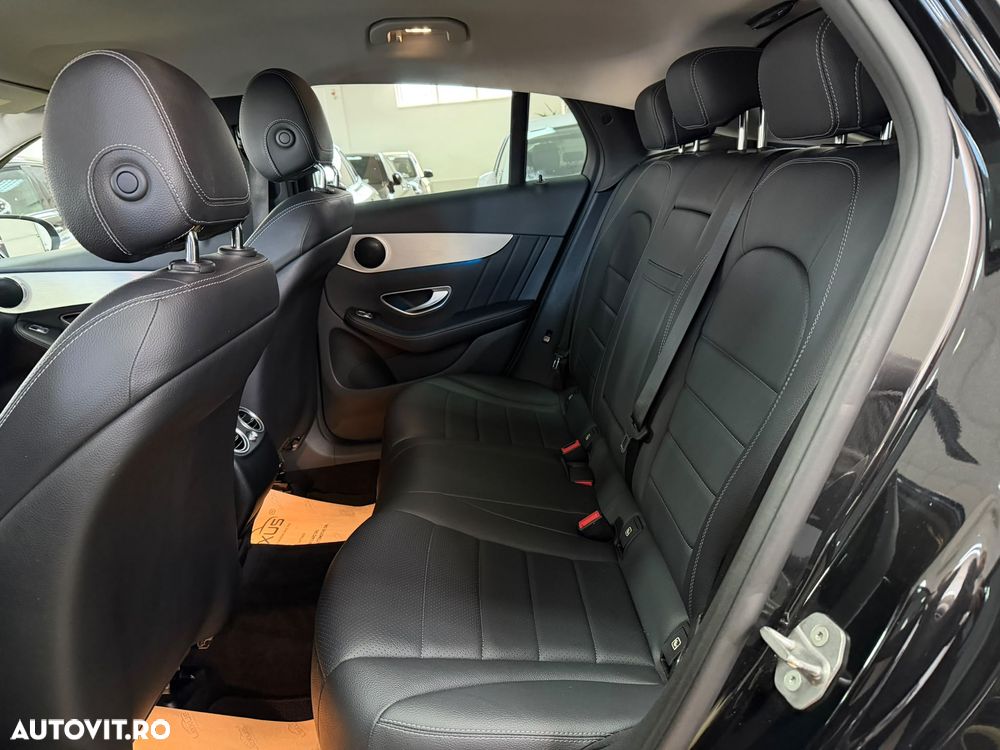 Mercedes-Benz GLC Coupe 250 d 4Matic 9G-TRONIC AMG Line - 18