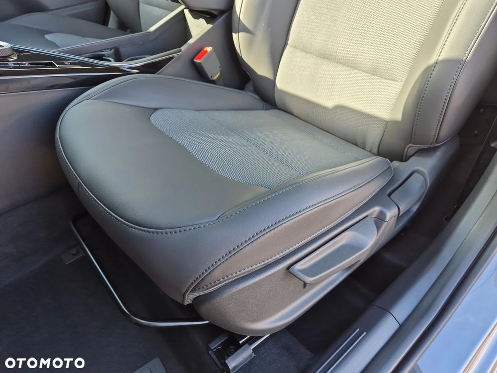 Kia Niro 1.6 GDI Hybrid L - 12