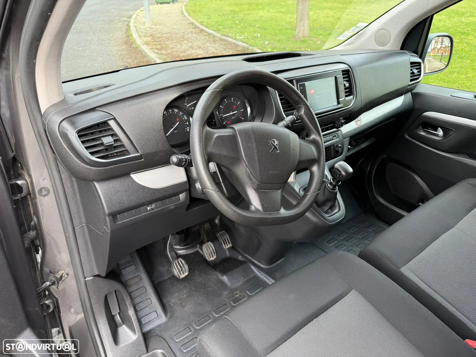 Peugeot Expert 1.5 BlueHDi L2H1 Semi-Vidrado - 12