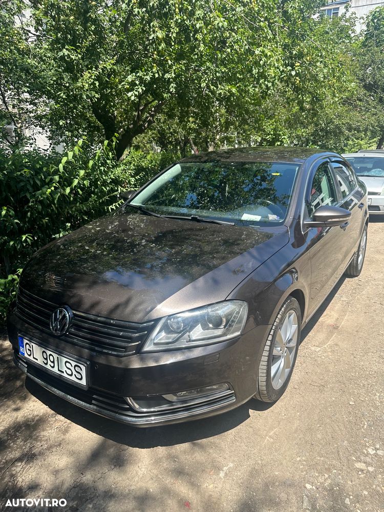 Volkswagen Passat - 3