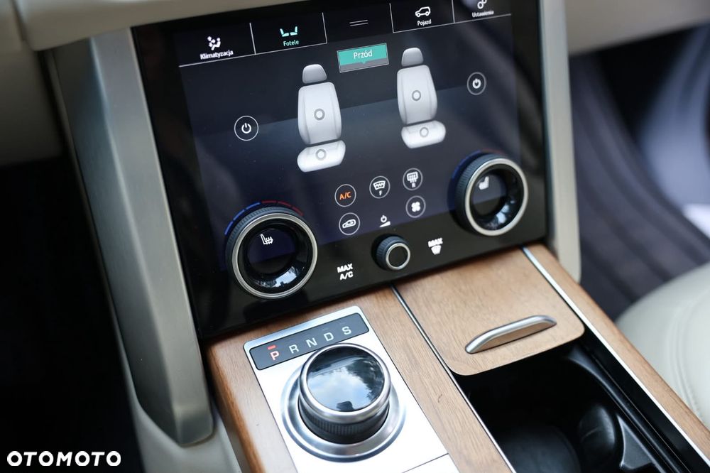Land Rover Range Rover - 12
