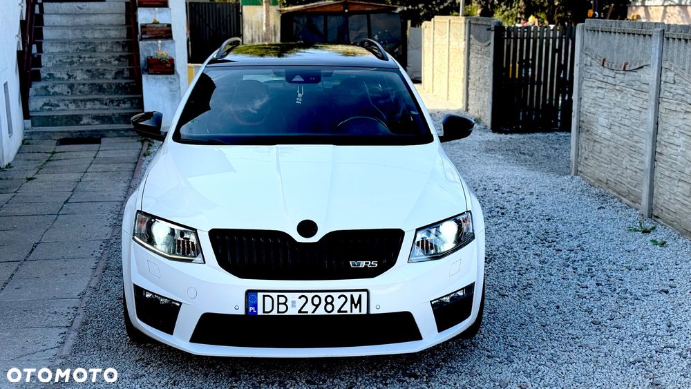 Skoda Octavia 2.0 TDI (Green tec) DSG RS - 33