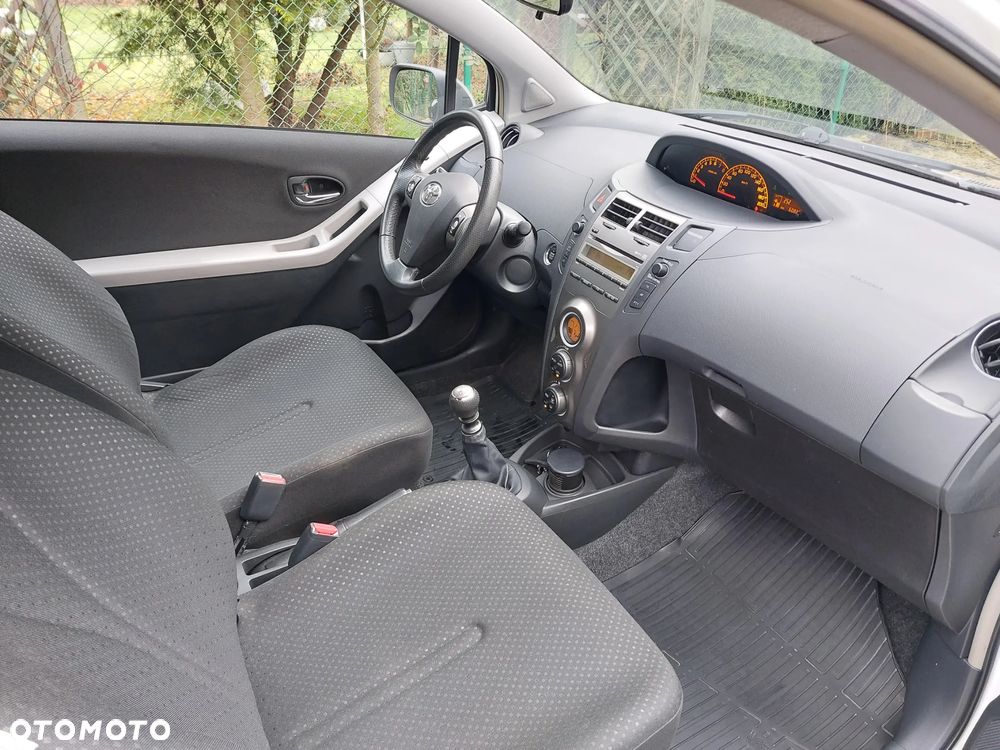 Toyota Yaris 1.33 VVT-i Edition - 7