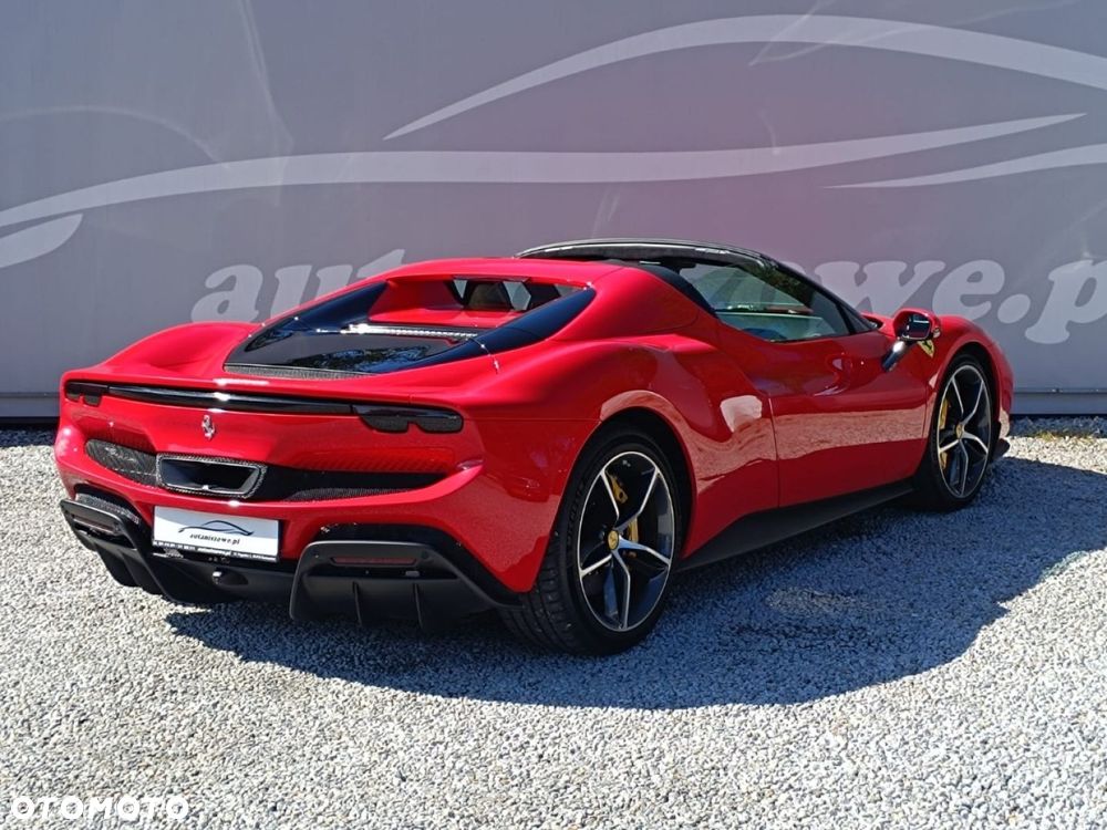 Ferrari 296 GTS - 10