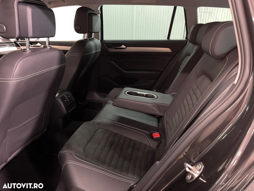 Volkswagen Passat 2.0 TDI DSG Highline - 12