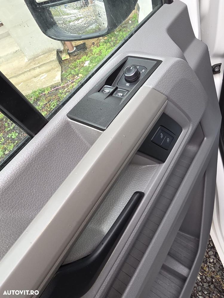 Volkswagen CRAFTER - 4