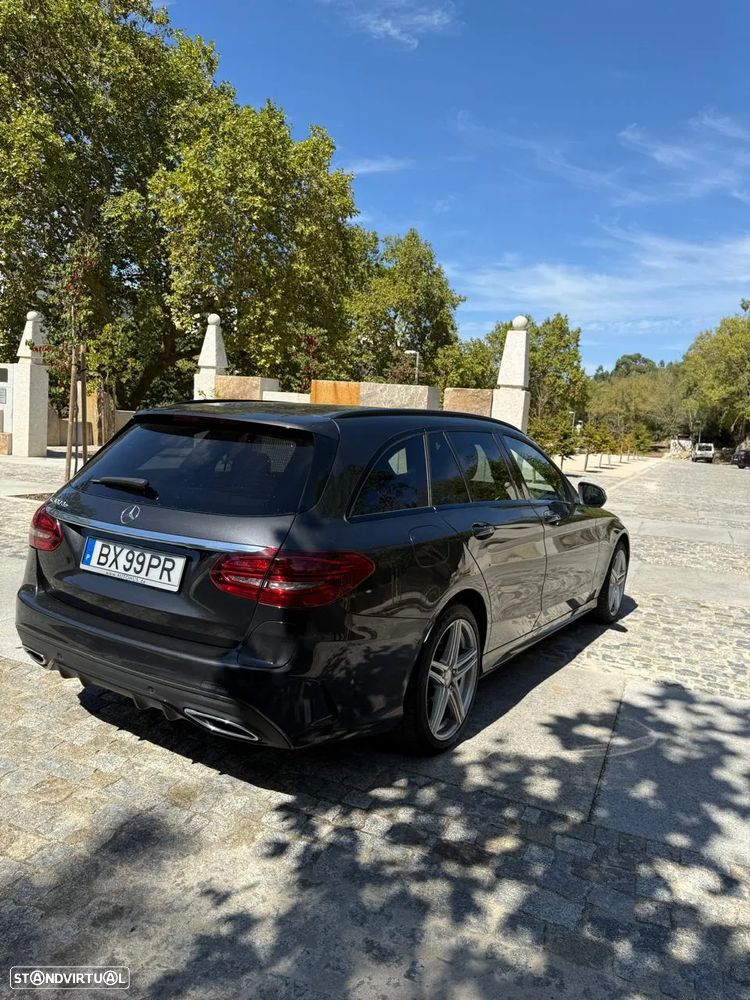 Mercedes-Benz C 300 de AMG Line - 4