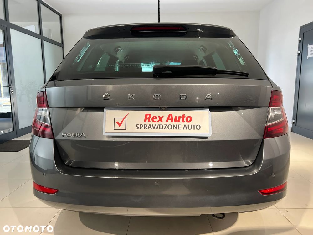 Skoda Fabia 1.0 TSI Ambition - 8