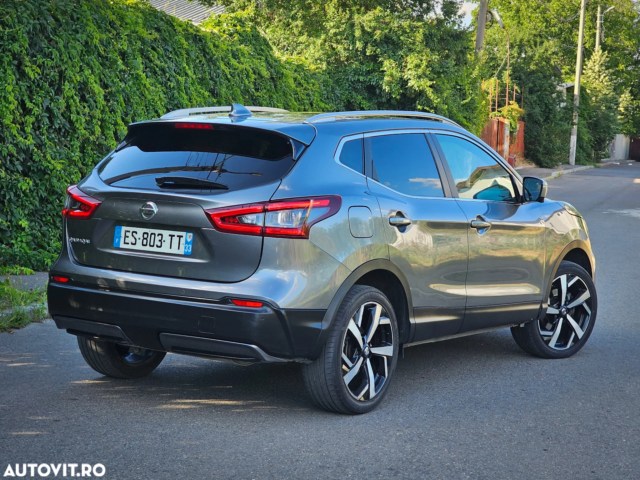 Nissan Qashqai 1.6 DCI Xtronic TEKNA+ - 11