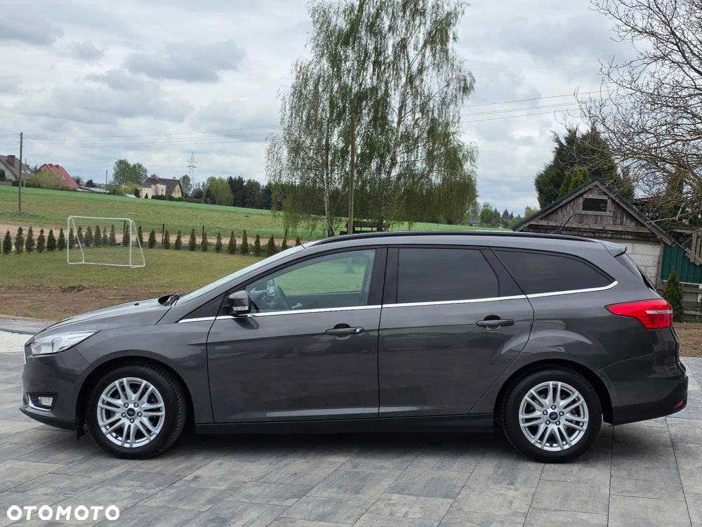 Ford Focus 1.0 EcoBoost Titanium - 3