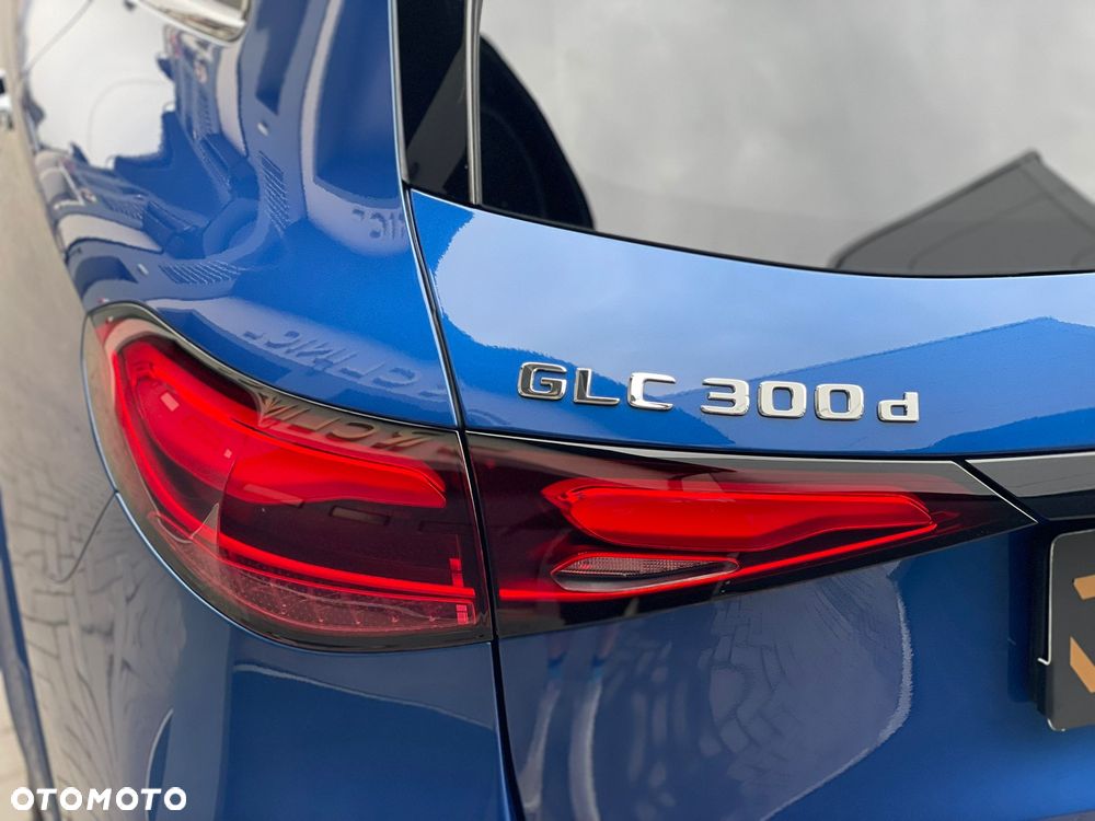 Mercedes-Benz GLC 300 d mHEV 4-Matic AMG Line - 14