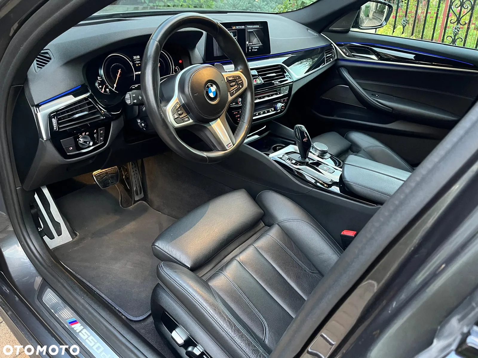 BMW Seria 5 M550d xDrive Touring - 18