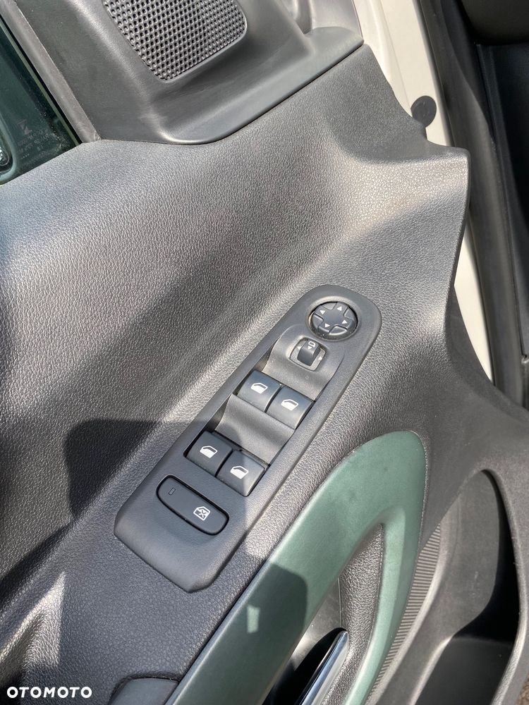 Citroën Berlingo M BlueHDi 130 SHINE - 17