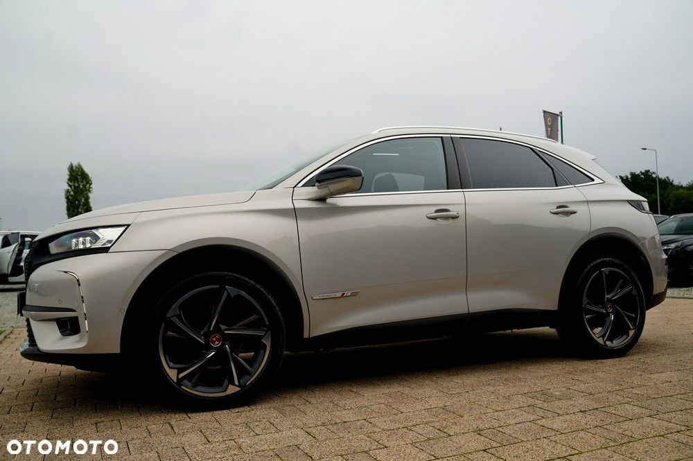 DS Automobiles DS 7 Crossback - 11