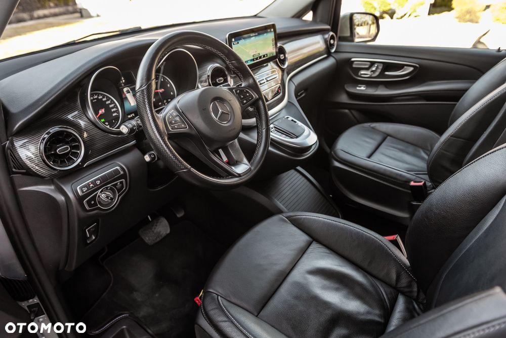 Mercedes-Benz Klasa V 300 d lang 4Matic 9G-TRONIC Exclusive Edition - 25