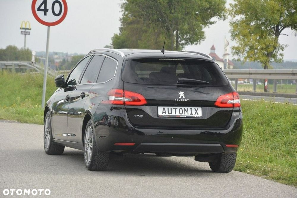 Peugeot 308 BlueHDi 130 Stop & Start Allure Business-Paket - 7