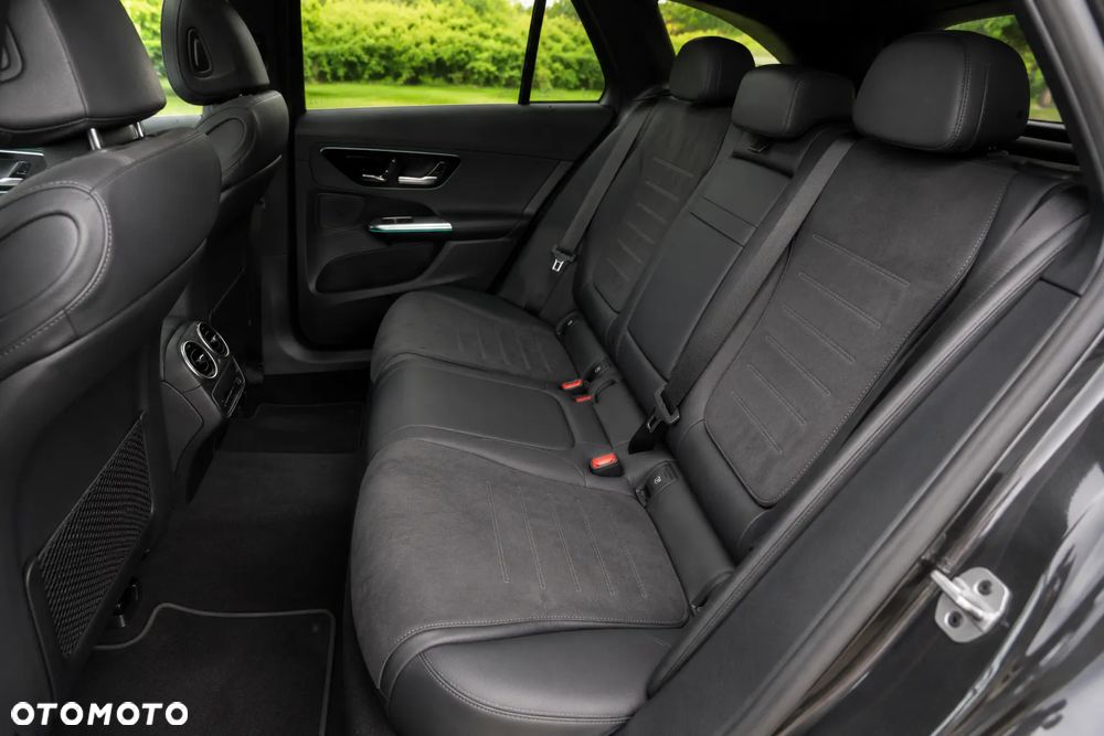 Mercedes-Benz Klasa C 220 d mHEV 4-Matic AMG - 6