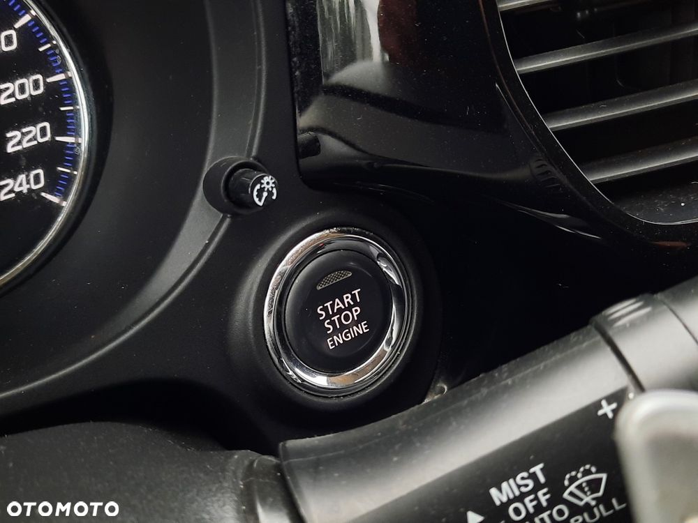 Mitsubishi Outlander 2.0 Intense Comfort 4WD CVT - 29