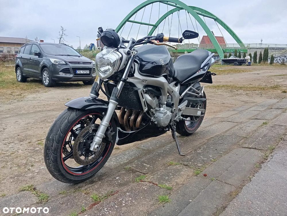Yamaha FZ6 - 5