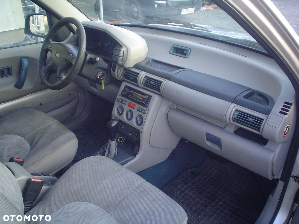 Land Rover Freelander 2.0 D - 6