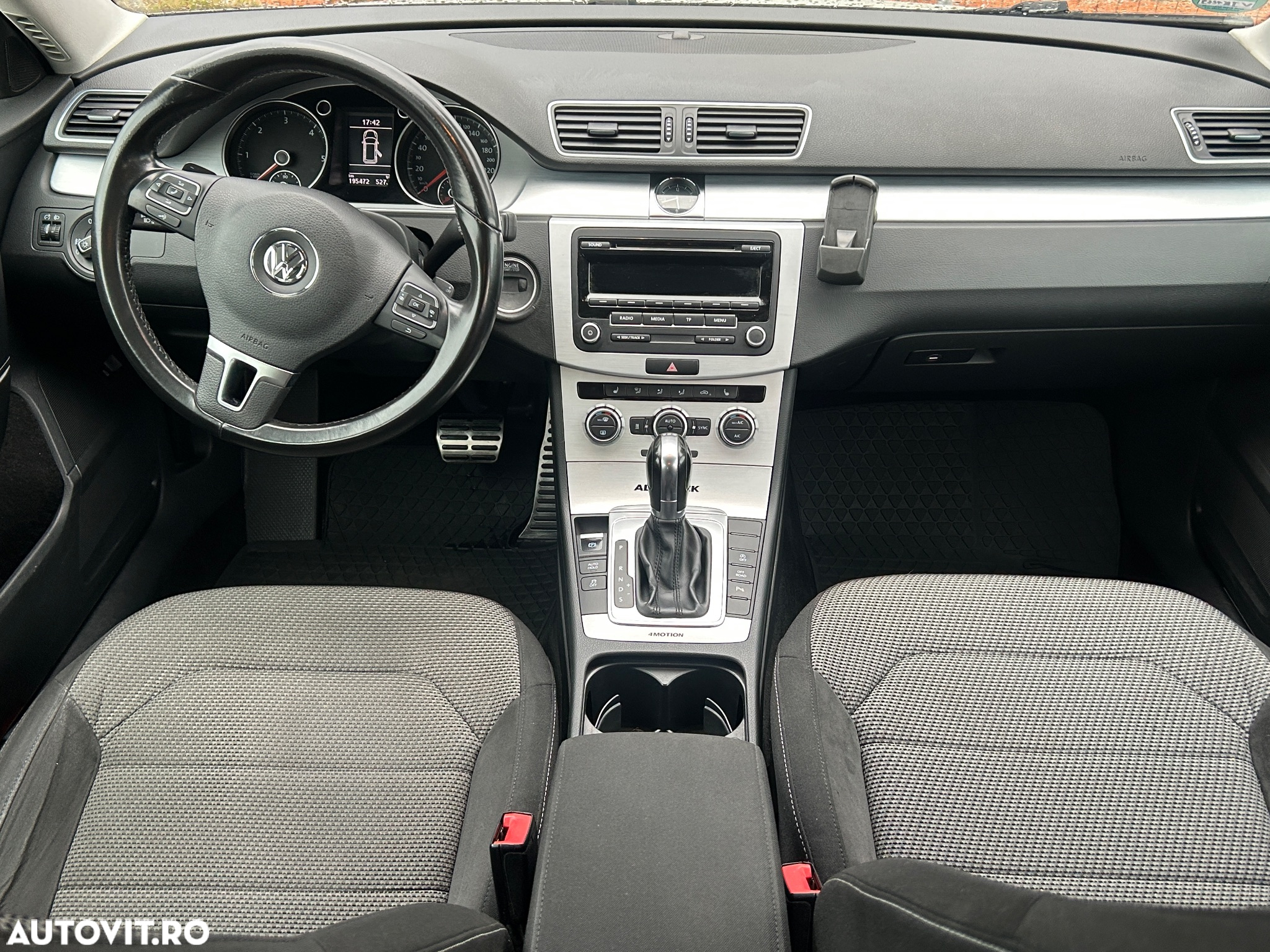 Volkswagen Passat Alltrack 2.0 TDI 4Motion DSG BlueMotion Tec - 32