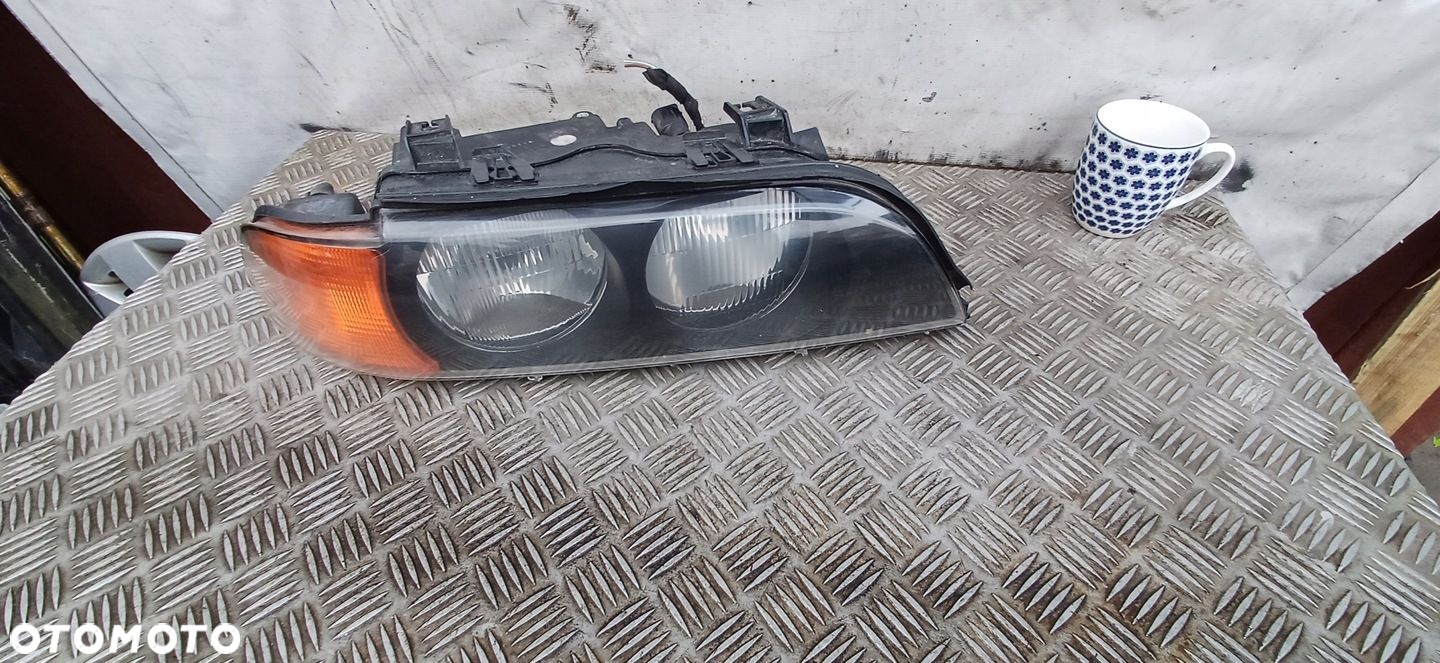 BMW 5 E39 LAMPA PRZÓD PRAWA H7 ZWYKŁA - 2