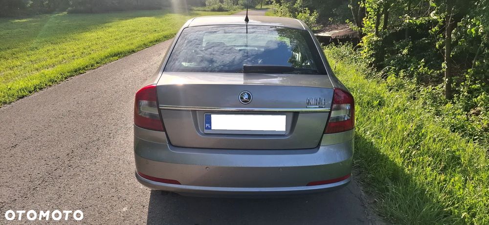 Skoda Octavia 1.9 TDI Ambiente DSG - 4