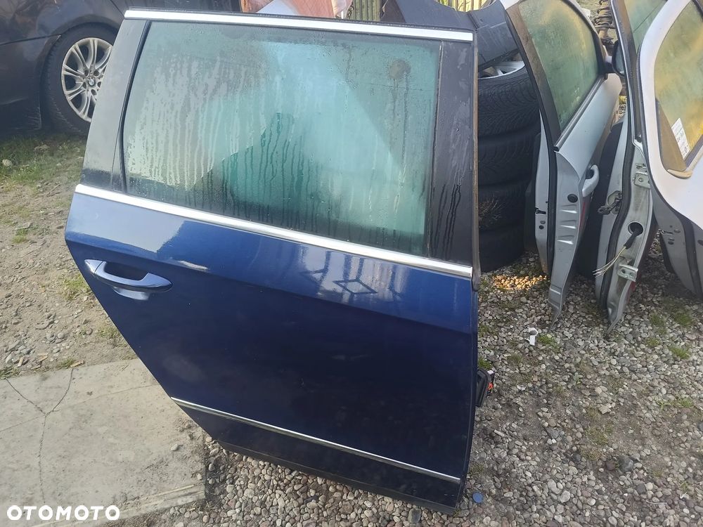 VW PASSAT B6 LD5Q DRZWI TYŁ TYLNE PRAWE KOMBI KOMPLETNE - 1