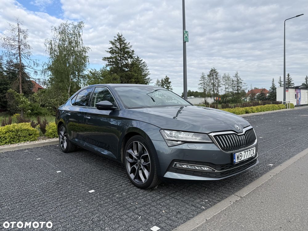 Skoda Superb 2.0 TDI SCR Style DSG - 9