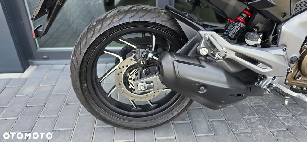 Bajaj Dominar 400 - 14