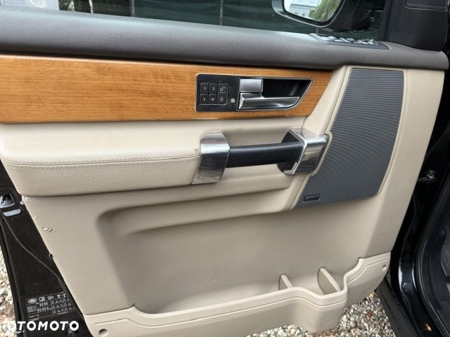 Land Rover Discovery - 27