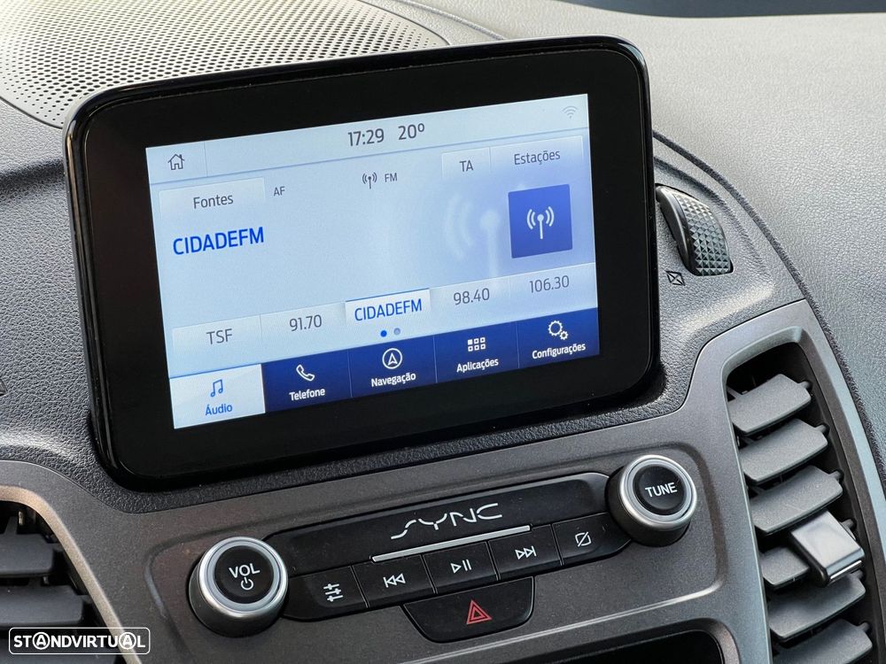 Ford Tourneo Connect 1.5 TDCi Titanium - 12