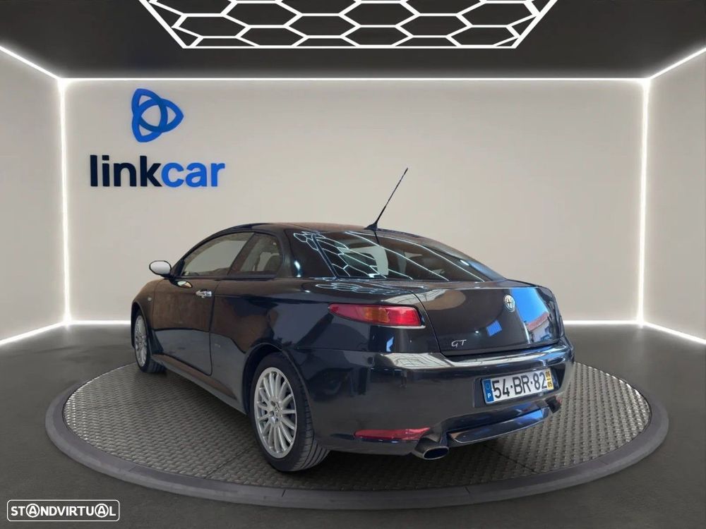 Alfa Romeo GT 2.0 JTS Selespeed - 6