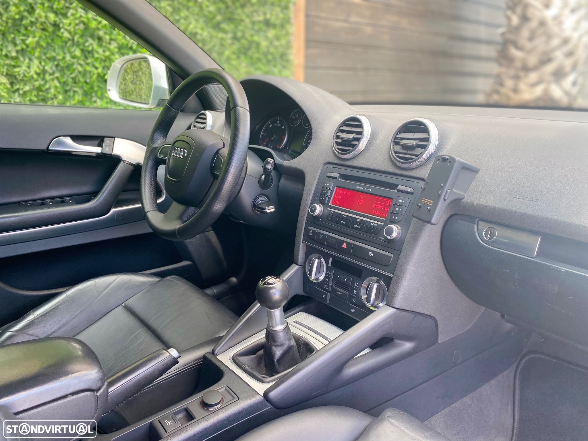 Audi A3 Cabrio 1.6 TDi Sport - 38