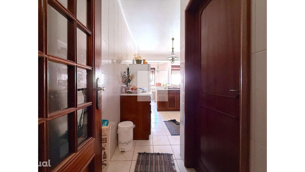 Apartamento T2 c/ Arrumo - Grande imagem: 4/24