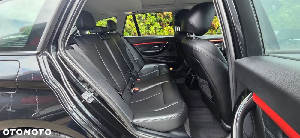 BMW Seria 3 320d Edition Luxury Line Purity - 37