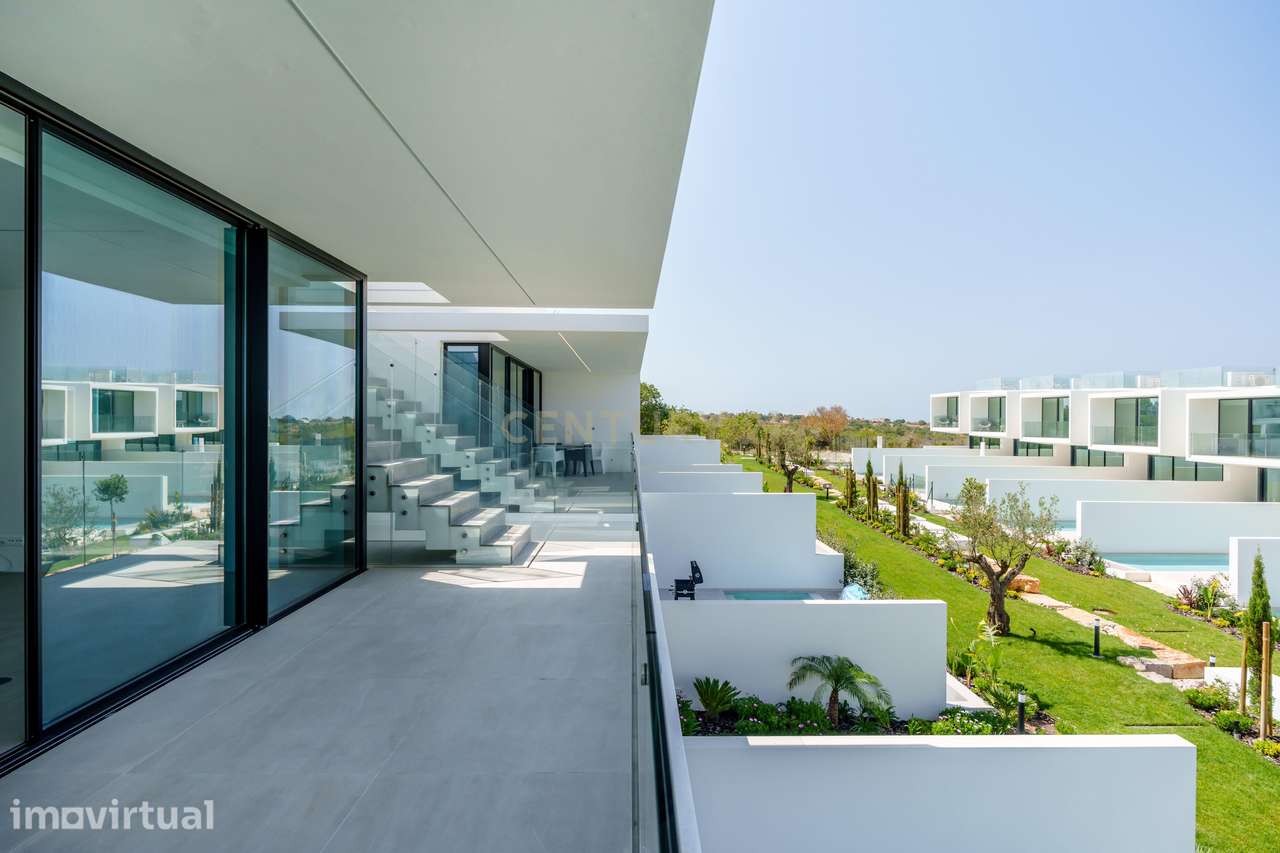 PENTHOUSE novo com piscina privativa no Rooftop, elevador e garagem I - Grande imagem: 2/35