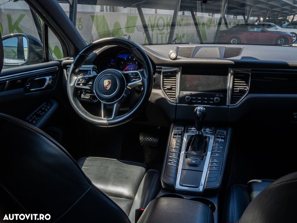 Porsche Macan - 22
