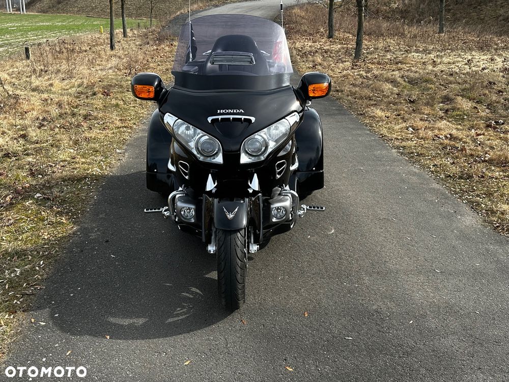 Honda GL - 7