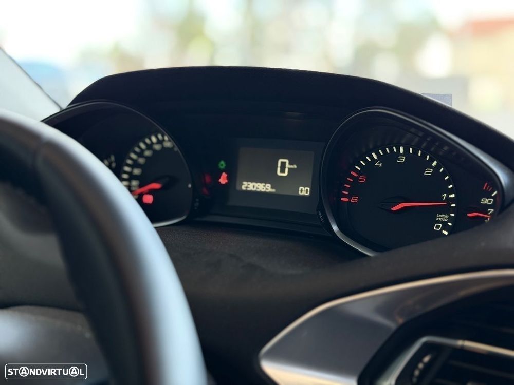 Peugeot 308 SW - 14