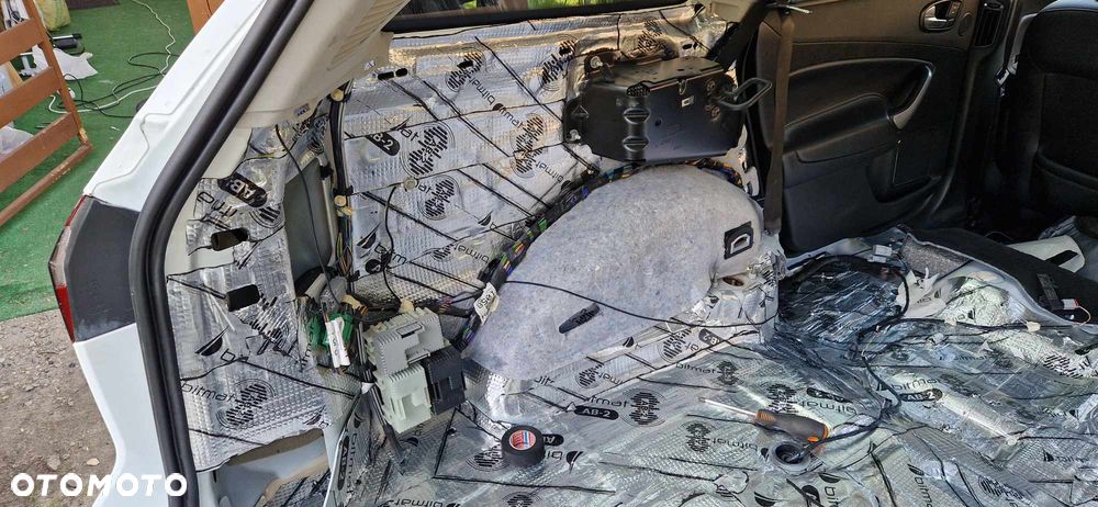 Ford Mondeo 2.5 Titanium X - 17