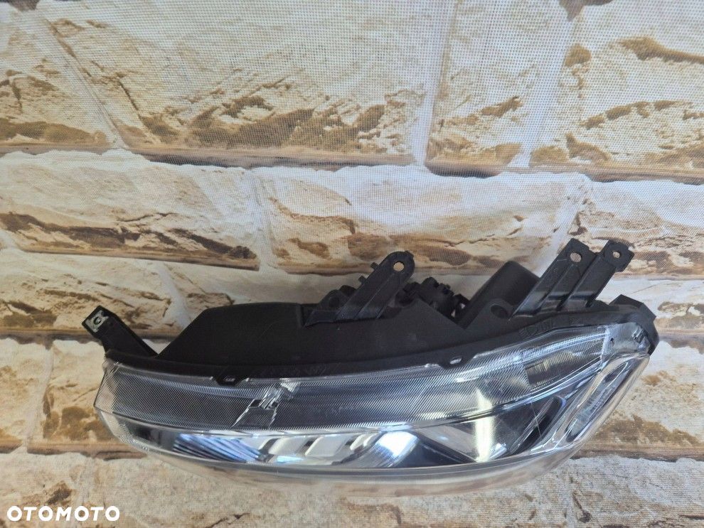 Reflektor Przód strona lewa Ford Ranger full led - 6