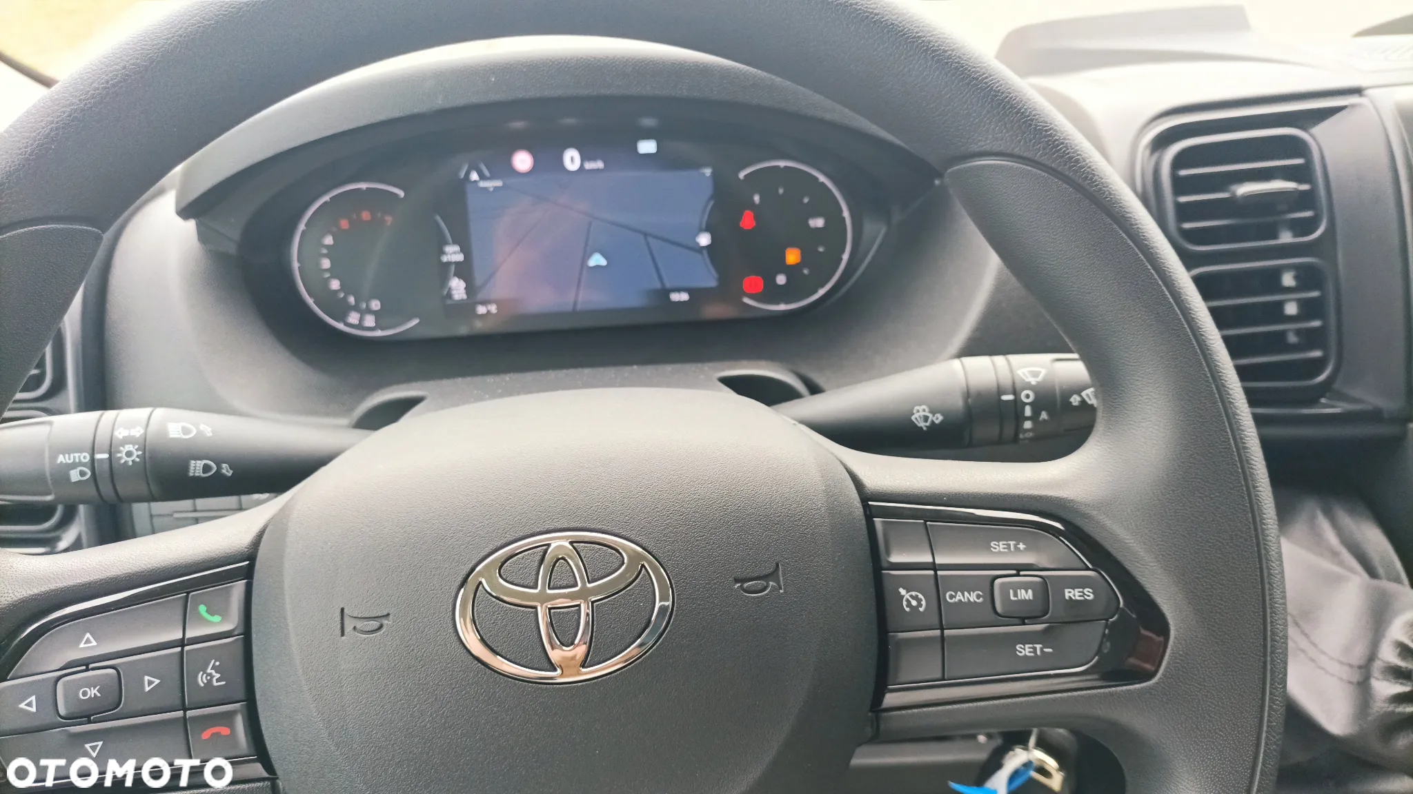 Toyota Proace MAX - 13