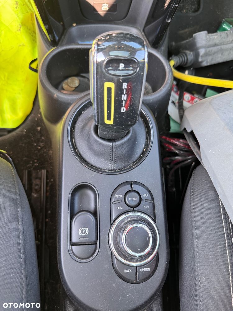 MINI Cooper SE - 18