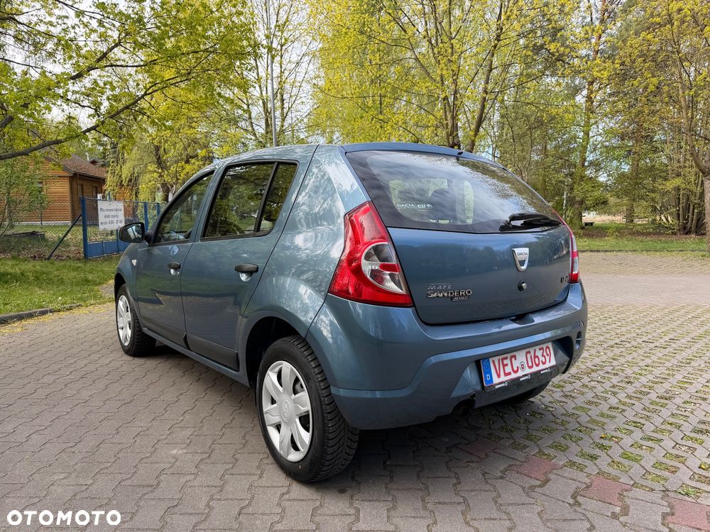 Dacia Sandero 1.2 16V - 7