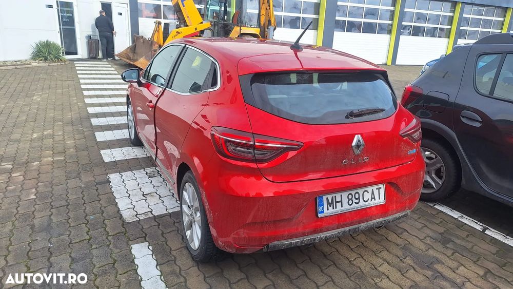 Renault Clio - 2