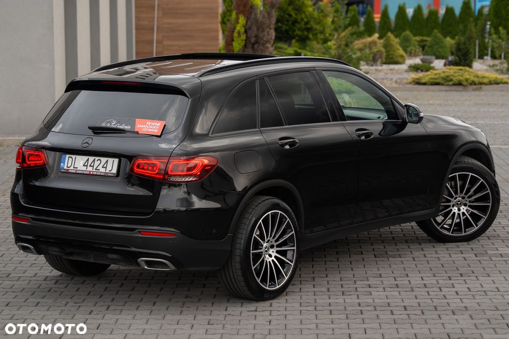 Mercedes-Benz GLC 200 4Matic 9G-TRONIC AMG Line - 12